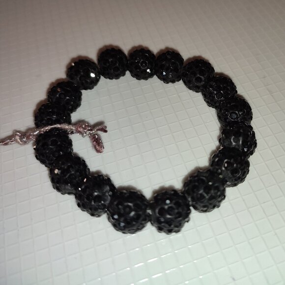 Shiny Sleek Black Beads Bracelet Vintage Elastic handmade medium academia - Picture 2 of 3